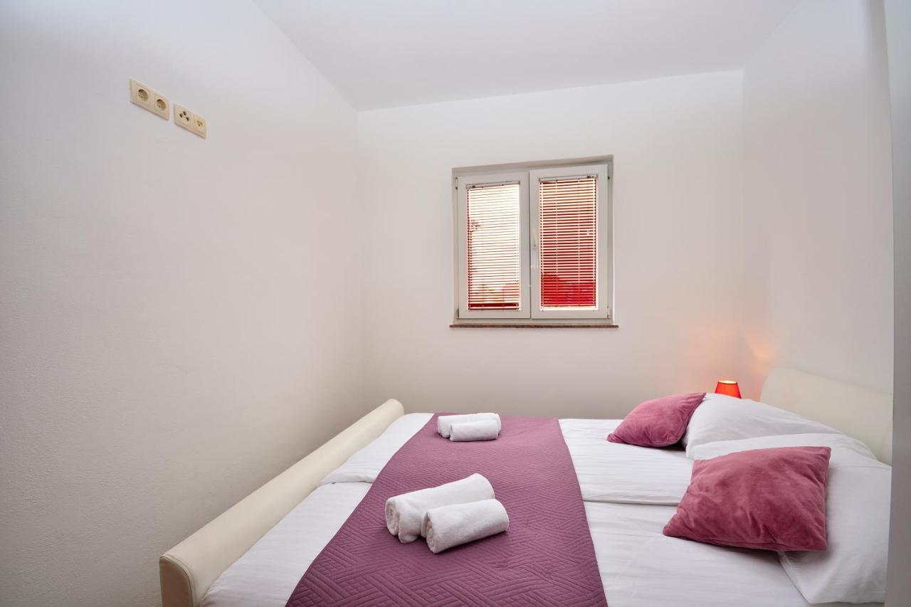 Stella Maris Apartments Водице Экстерьер фото
