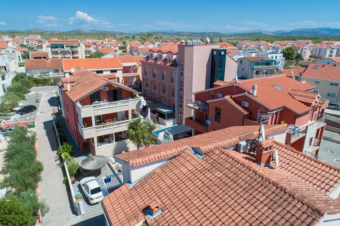 Stella Maris Apartments Водице Экстерьер фото